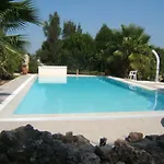Li Canali Apartament *